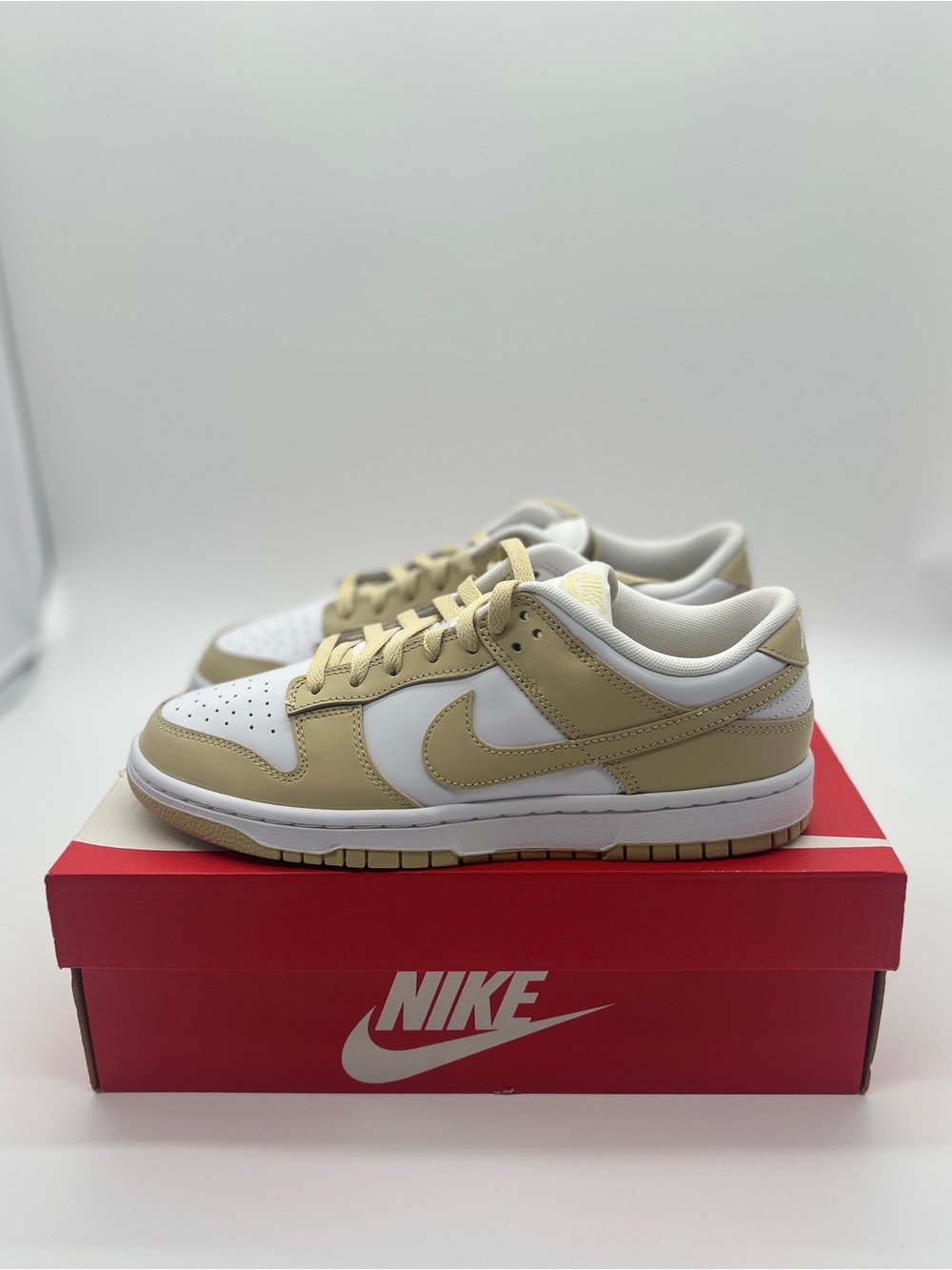 Nike Dunk Low Retro "Team Gold" Sneakers size US9